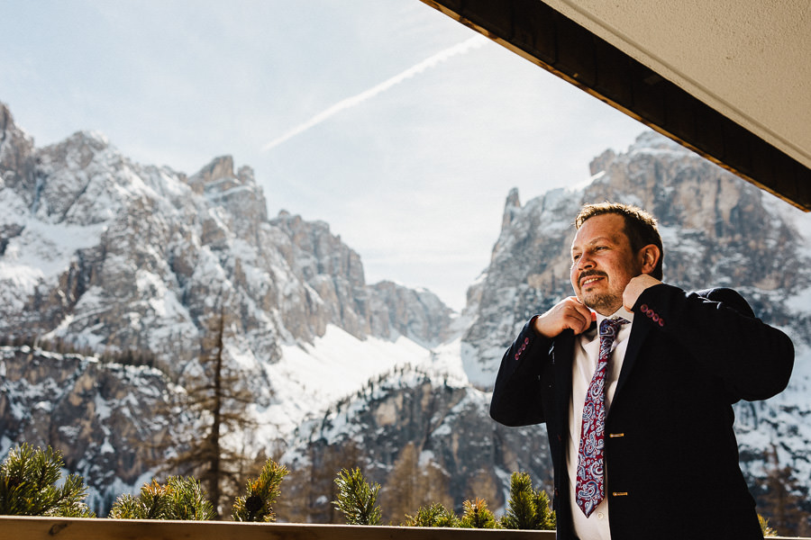 Snowy Romance in the Italian Dolomites Winter Wedding 0003A