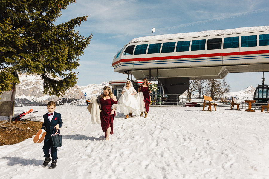 Snowy Romance in the Italian Dolomites Winter Wedding 0005A